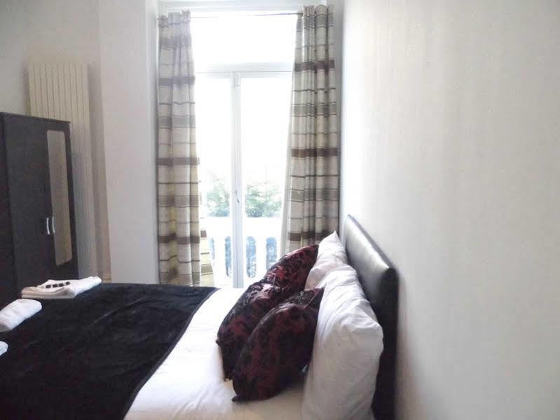 Herberg 36 Hyde Park Gate 3*